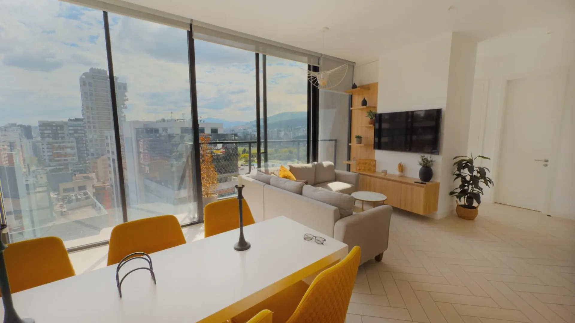Elegante Departmento En Edificio Iqon Apartment Quito 0*,  Ecuador