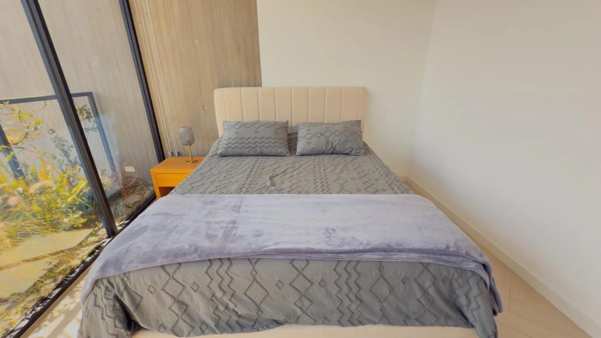 Elegante Departmento En Edificio Iqon Apartment Quito